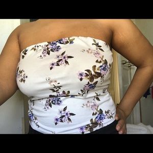 🔥last chance🔥Floral Tube Top